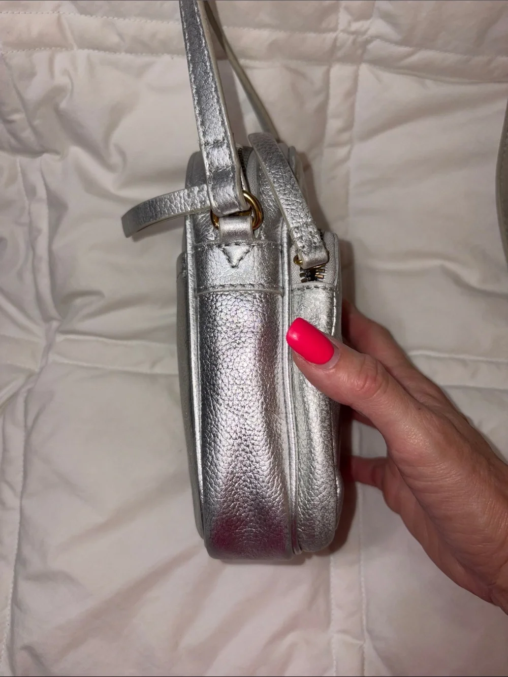 American Leather Company Cleveland Crossbody bag metallic silver